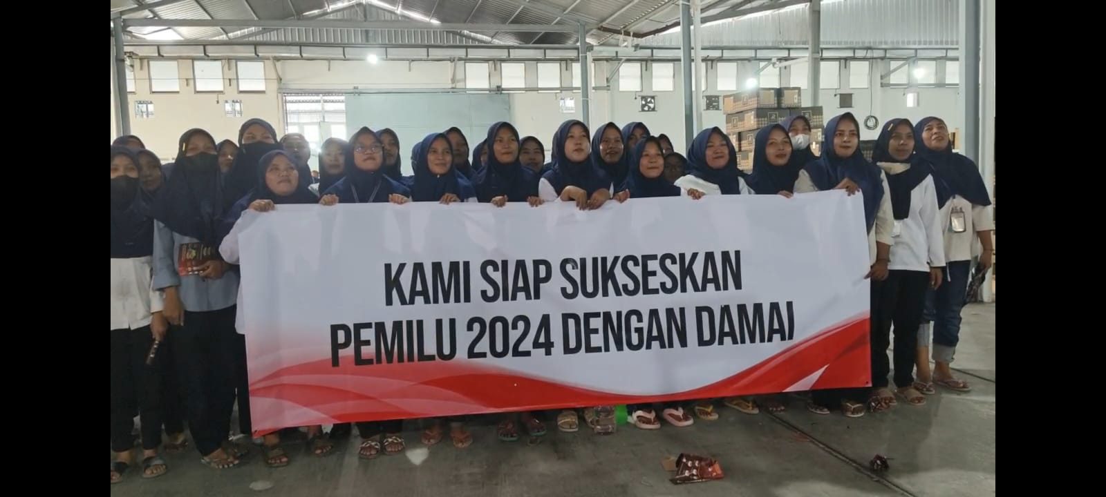 Ratusan Karyawan PT.Tjiwulan Kota Probolinggo Deklarasikan Pemilu Damai