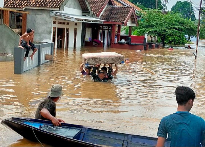 Banjir Melanda Kabupaten Ogan Komering Ulu, Sumatera Selatan