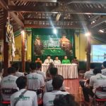 Herman Budi Pramono, S.E, anggota DPRD Kabupaten Sleman dari Fraksi PKB, bersama warga Sleman.